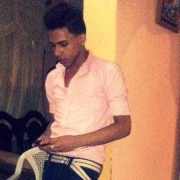 Un Maltiido Loco 
Hago Coro Con To El Mundo  
  Siiqeme kkk iiop Te Caiiqo Atra ♥♥