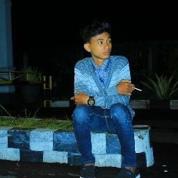 ♥ @AcidHrtiningsih - I never force someone to stay with me