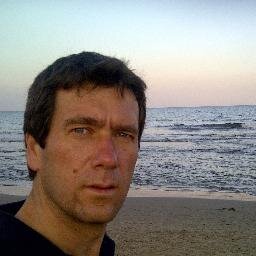 Cofundador de SportUniverse, un lugar donde brillar como deportista, entrenador, club.... Síguenos en @SportUnvrs