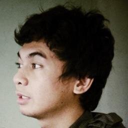 Writer, comedian, creativepreneur. - Malam Minggu Miko2 | Next movie: Manusia Setengah Salmon di bioskop 10/10/2013.