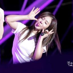 i'm RP -3-
grils generation || Ketua Dancer yang ke-2, membantu vokal || 5 Desember 1989