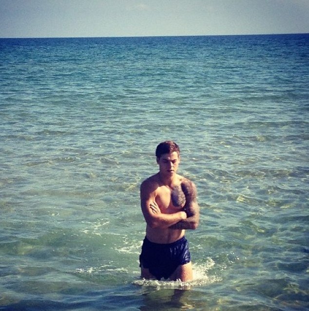 DGFx123's profile picture. CFC. I love my fans. And i try to fly high for u.