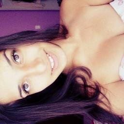 É preciso passar pelas lágrimas pra chegar nos sorrisos.