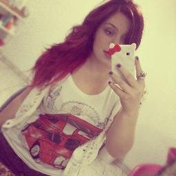 Eu canto minha vida com orgulho ♚