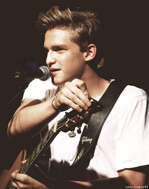 I LOVE CODY SIMPSON