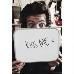 ~ be gucci and follow @MiseEnLouis ~