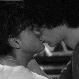 Larry Stylinson3 I love you guys and I ship..