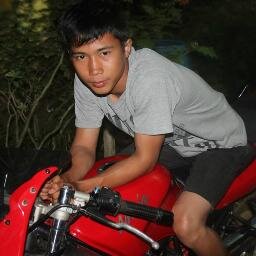 TTL : palembang. 20.09.1994
