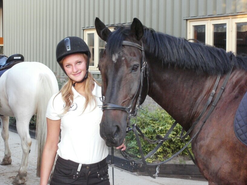 Hey iloveyou KusKus Eline
