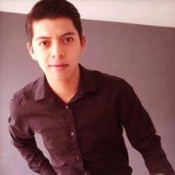 Creativo, soñador, melomano, amante de la locución y la fotografía, futuro periodista con complejo de escritor.