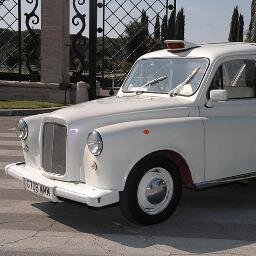 SG_FastService's profile picture. Il Taxi è inglese e proviene direttamente da Londra. Il colore è bianco perla con riflessi rosa da noleggiare con autista