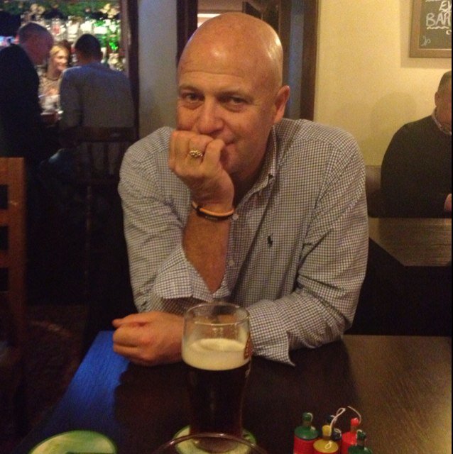 stuweb24's profile picture. 