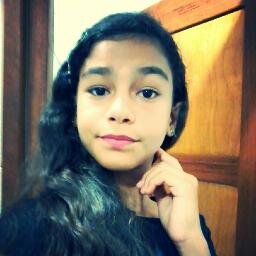 Feliz,criativa,bailarina,futura  jornalista e quer saber?Follow-me