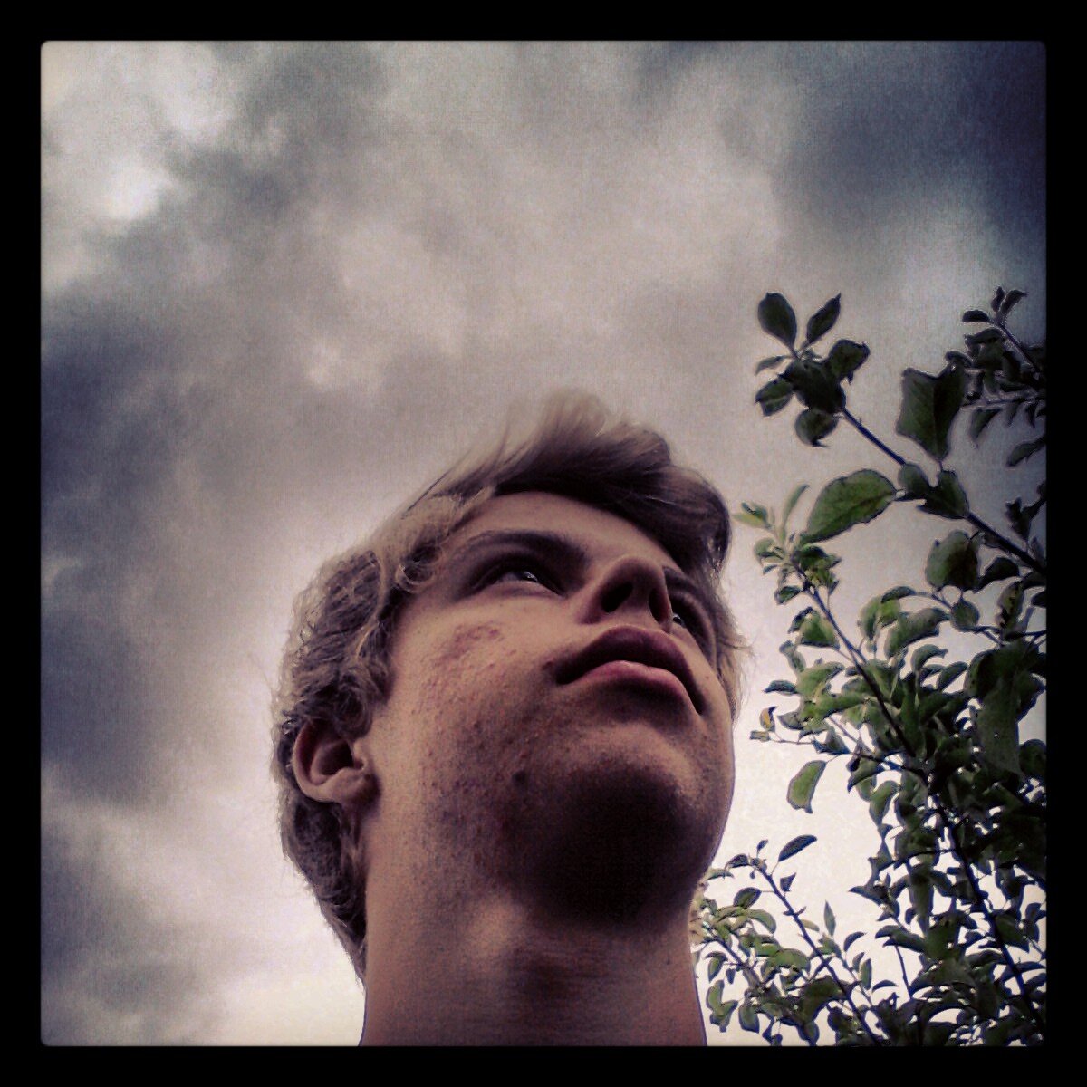 17 years old DJ and Producer comming from Germany