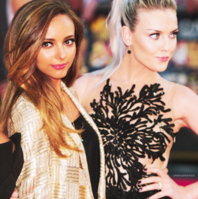 1/4 of Little Mix! Disney lover, really I got Mickey Mouse leggings. || Single {FLRP}