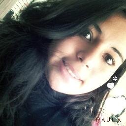 acima de tudo Deus é o meu guia, minha fortaleza, meu socorro bem presente na hora angústia...:) A menina doa olhos de Deus