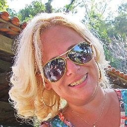O tempo deixa perguntas, mostra respostas, esclarece dúvidas, mas, acima de tudo, o tempo traz verdades.