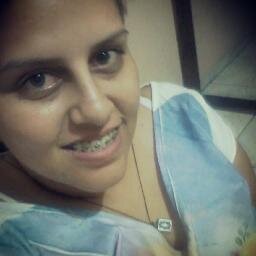 Viiver e não ter a vergonha de ser feliz, cantar e cantar e cantar a beleza de um eterno aprendiz...
