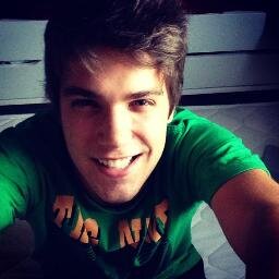 Você me faz feliz ! 

@emilioeric ♥