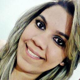 Cantora do Forró Pegada Santa, tendo um privilégio enorme de Louvar a Deus através do dom que foi me dado por Ele!