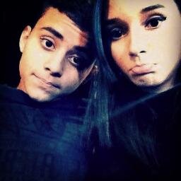 Sigo todos de volta.    /    I always follow back.    / #FollowBack #Sigodevolta #SDV  . Amo muito @LavyniaMansur sua linda minha :))