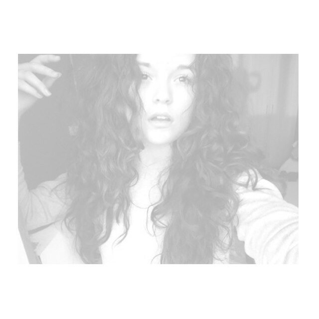 jadoressupreme_'s profile picture. the past can not be changed, forgotten or removed it can only be accepted