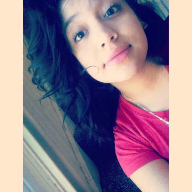 Follow my new twitter @karoxoxo___ bye bitches ♡
