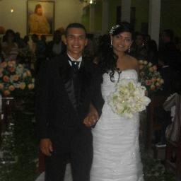 Um cara maneiro,legal,amigo,companheiro e, o mais so para minha,linda esposa.kkkkkkkkkkkk