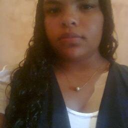 Sou uma Jovem de Deus muito Feliz...
Agradeço a ele todos os dias pela
vida que me deste ao lados de pessoas 
especiais...Familiares e Amigos.