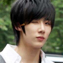 RolePlayer of Jung Hae Won | 91's line|   
Position: Lead Vocalist, Face of The Group | X-5|