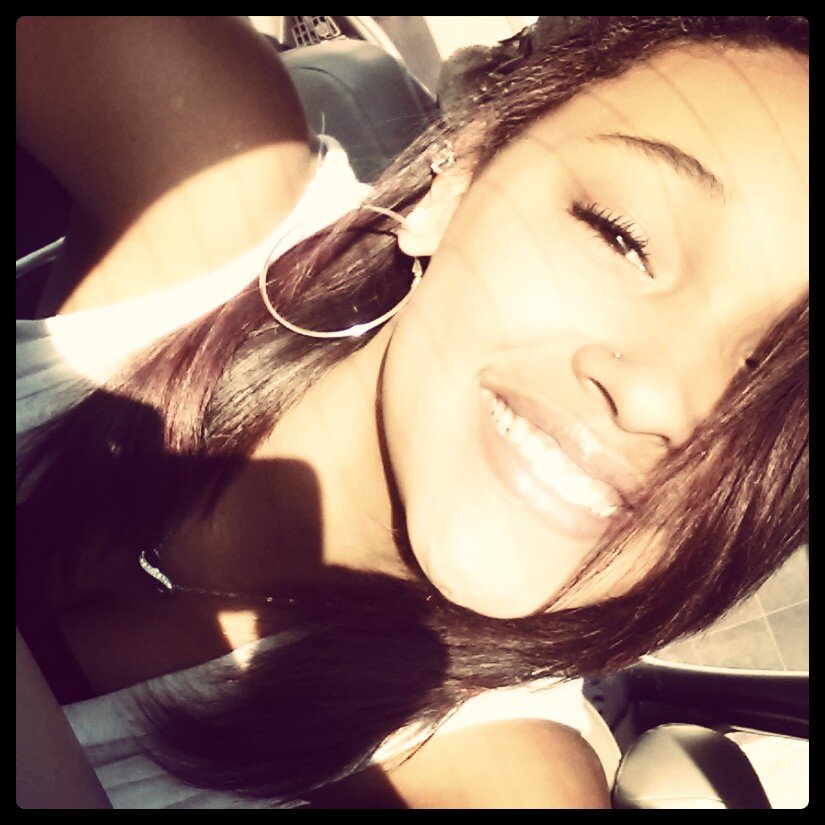 Model/Actress for bookings please contact modelman@careerimages.com
Me- http://t.co/BYGlEpHz