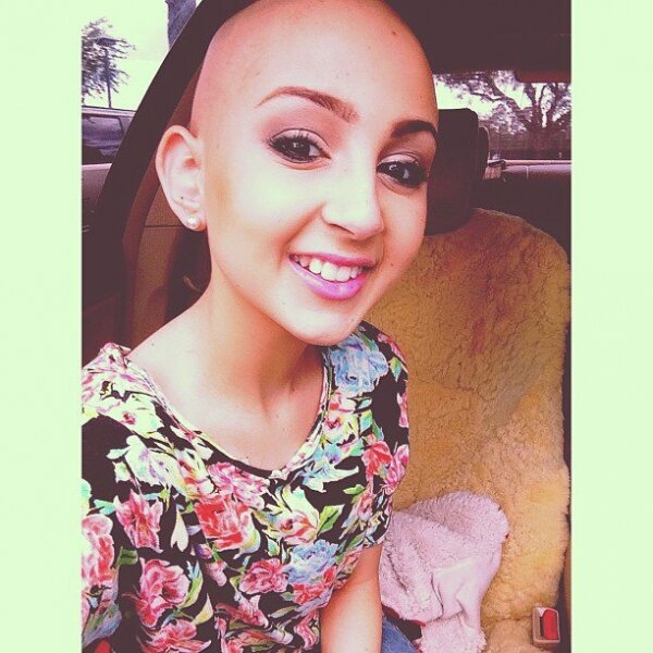 Makeup is my wig, im 13 years old! Inspiring MakeUp artist i have a form of cancer called neuroblastoma (Not Talia, RIP baby girl.)