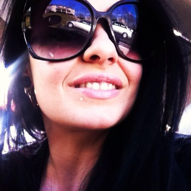 Mother. Wife. Lesbian. Aquarius. Tattooed Adventurist. Louisville, KY. Live. Laugh. Love.