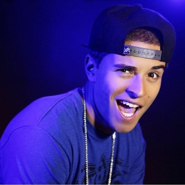 Hi guys! Well basically this is a fanpage for @jakemillermusic so please follow me back I would really appreciate it! FOLLOW MY PERSONAL ACCOUNT @CutePayton
