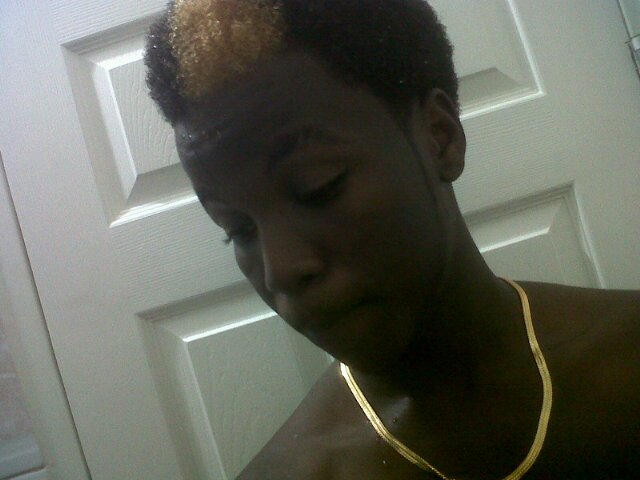 I'm the type of dude that always tryna make Ʋ smile ;) hmu my pin is 276E3862 YEAH BUDDY!!!