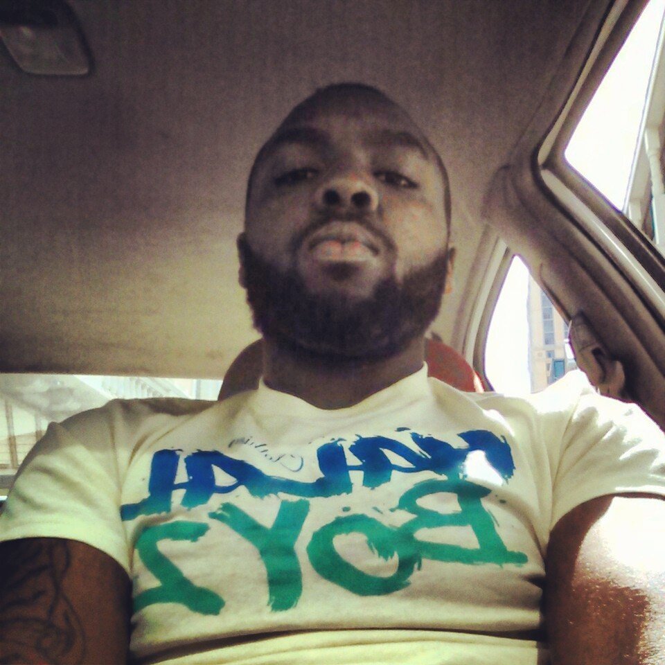 #FOREVERMAYBACHBUCKY #HALALBOYZ #NOID #OVN Dont respect fake shit and wats right is right and wats wrong can be fixed 100% father. #Samajh#London