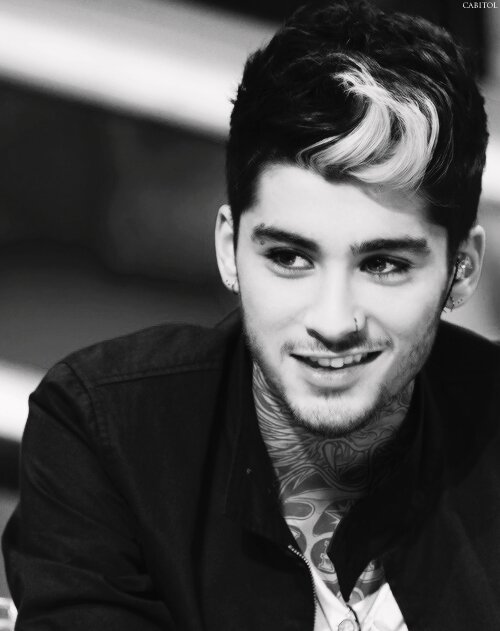 i love @FakePerrie_xox and @MadelynArielleE more than anything. @Louisdasass is my best mate