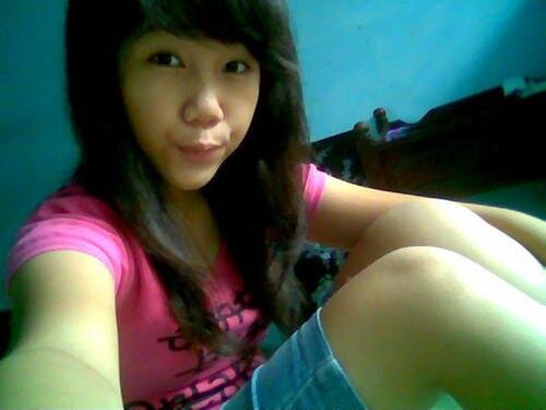 Simple girl. Jangan bikin gue nangis terus ya Mr. G