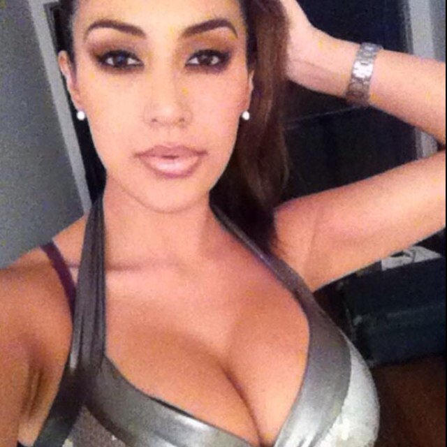 Mon_Monyk's profile picture. #CollegeGrad#BBA #StudyMode✏ #LovinLife#Elegant #Determined#Actress #Gym OLD TWITTER @_MonMonyk_ got HACKED #FollowNew @Mon_Monyk FB Monyy Mon