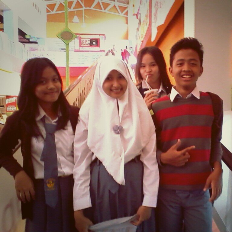 shanaNandya_'s profile picture. .....