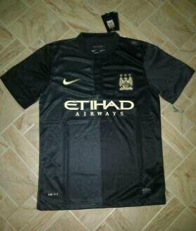 Kami menjual jersey dengan harga yang murah,grade ori untuk Daerah bandung bisa Cod dan tidak akan mengecewakan..