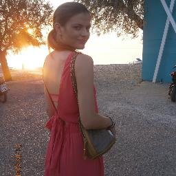 An de koitas ekei pou thes na pas..
Tha pas ekei pou koitas!!