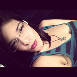 Venezolana, Caraqueña, Odontóloga, UCVista, Caraquista! =)