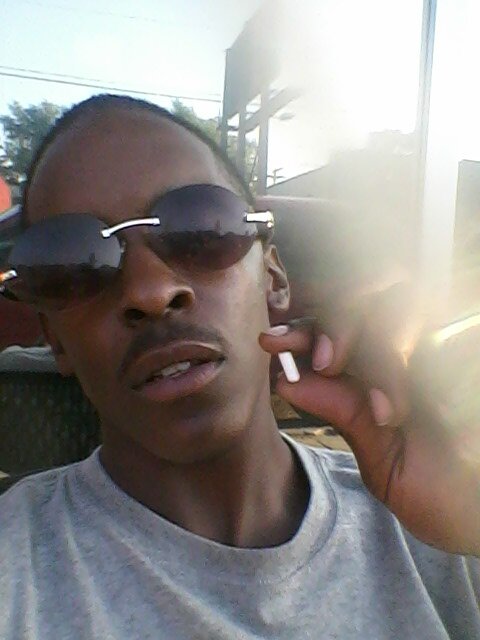 Gotta stay focus and keep my name out of bullshit! Cause the Cash more important!