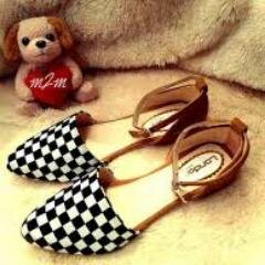See.. Here sale Flat Shoes, Wedges and many more!!
Come on girl's buy it. Harga terjangkau, kualitas barang GOOD :-) cek favorit!!

CP : 089627735212