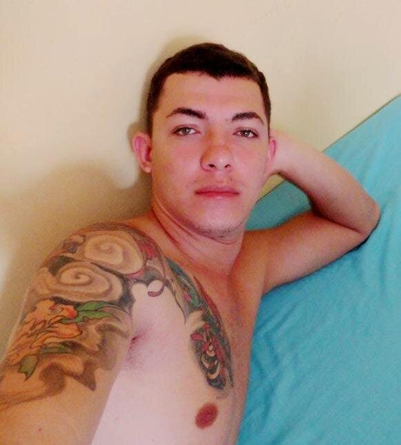 Ética é aquilo q vc faz quando todos estão vendo, caráter é o q vc faz quando está sozinho.