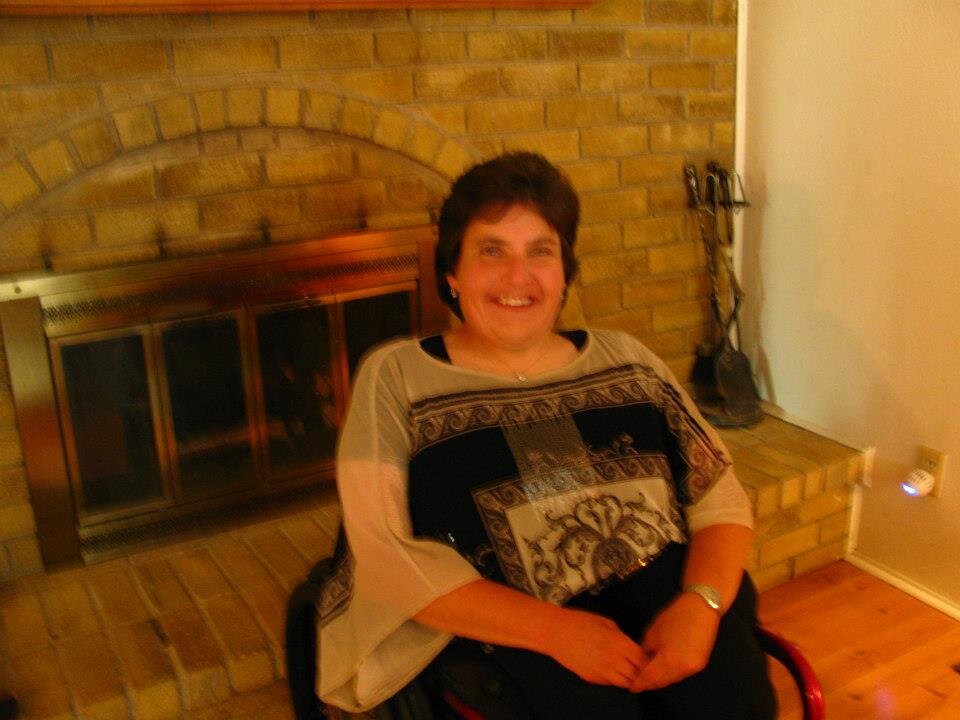True crime and investigating enthusiast.  Sports guru!  Beagle lover. Played wheelchair basketball.  Sarcastic!  It's hard being me!  Ha!!   ;-)