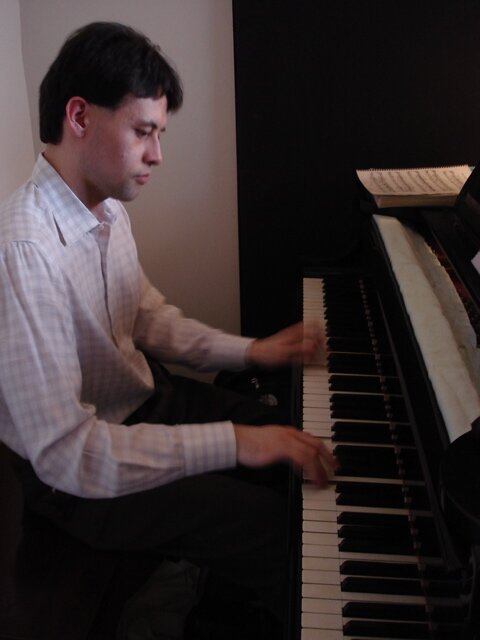 Classical pianist, faculty at the Gifted School of Music