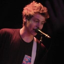 a free follow from @lashtonpunk