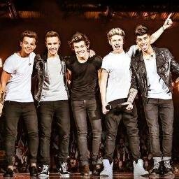 HEYY YOOU JUST FOT A FREE FOLLOW FROM @xxx1DLover SO YOU SHOULD FOLLOW THAT ACCOUNT! XX LOVE YAA
